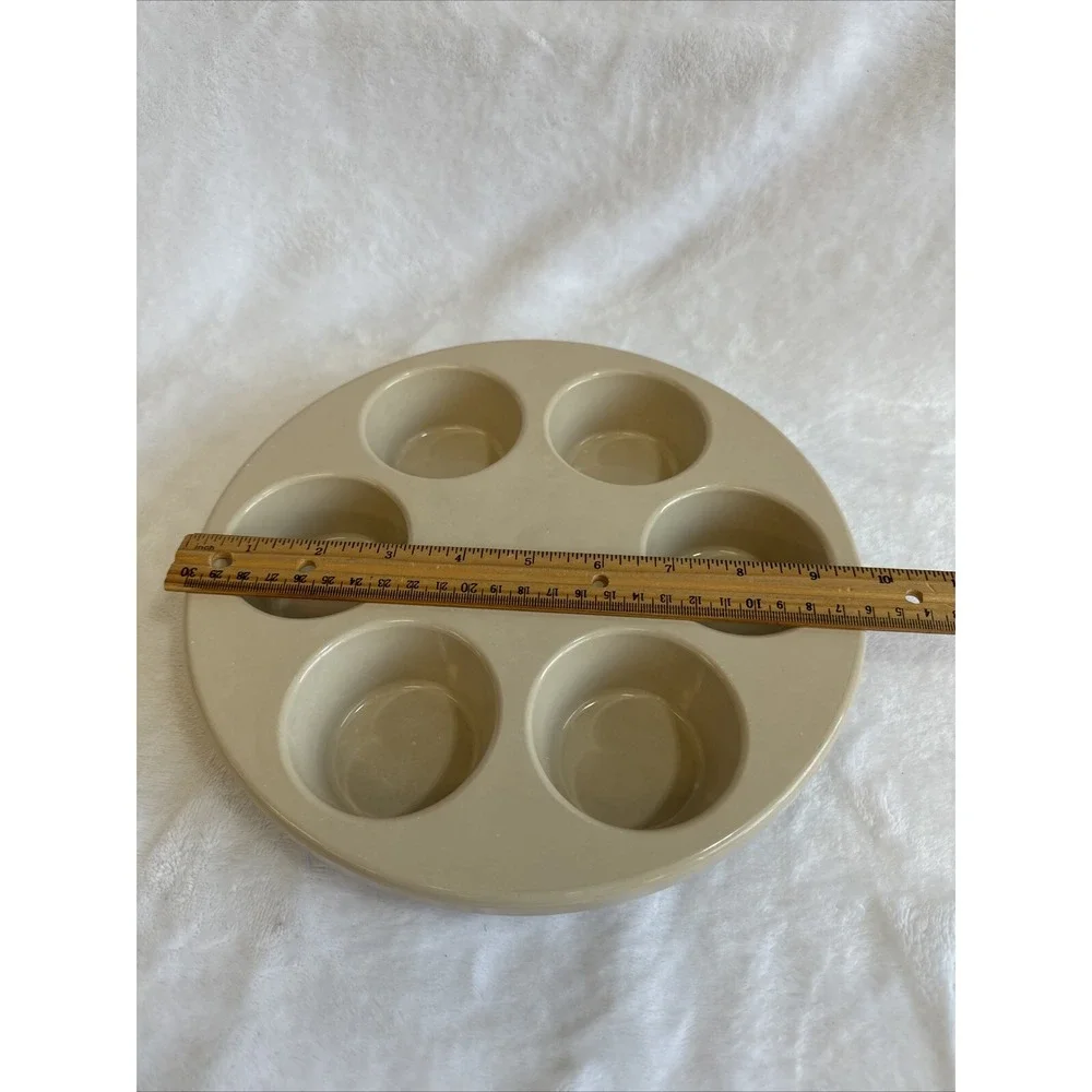 Anchor Hocking Beige 6 Cup Muffin Pan PM 447 11 Microwave Safe‎